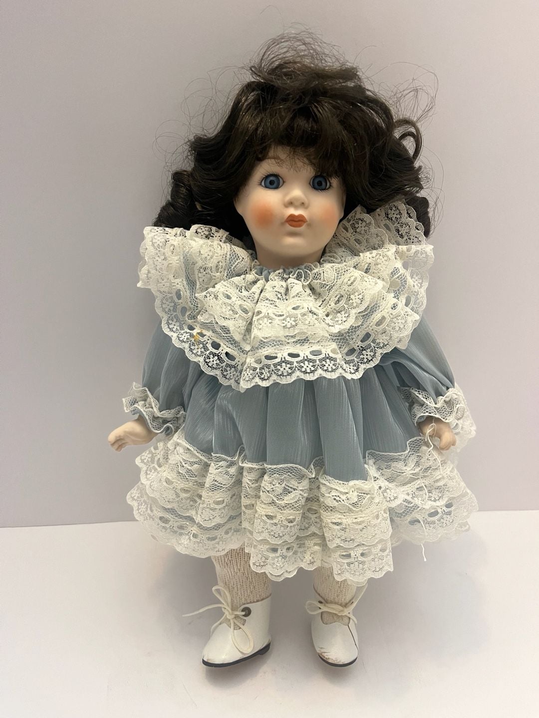 Vintage MANN "it's a Small World" Porcelain Doll, Musical, 1987 - , 2