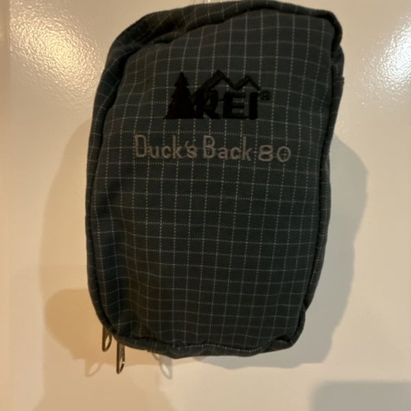 REI Duck's Back 80 Pack Rain Cover with Storage Pouch