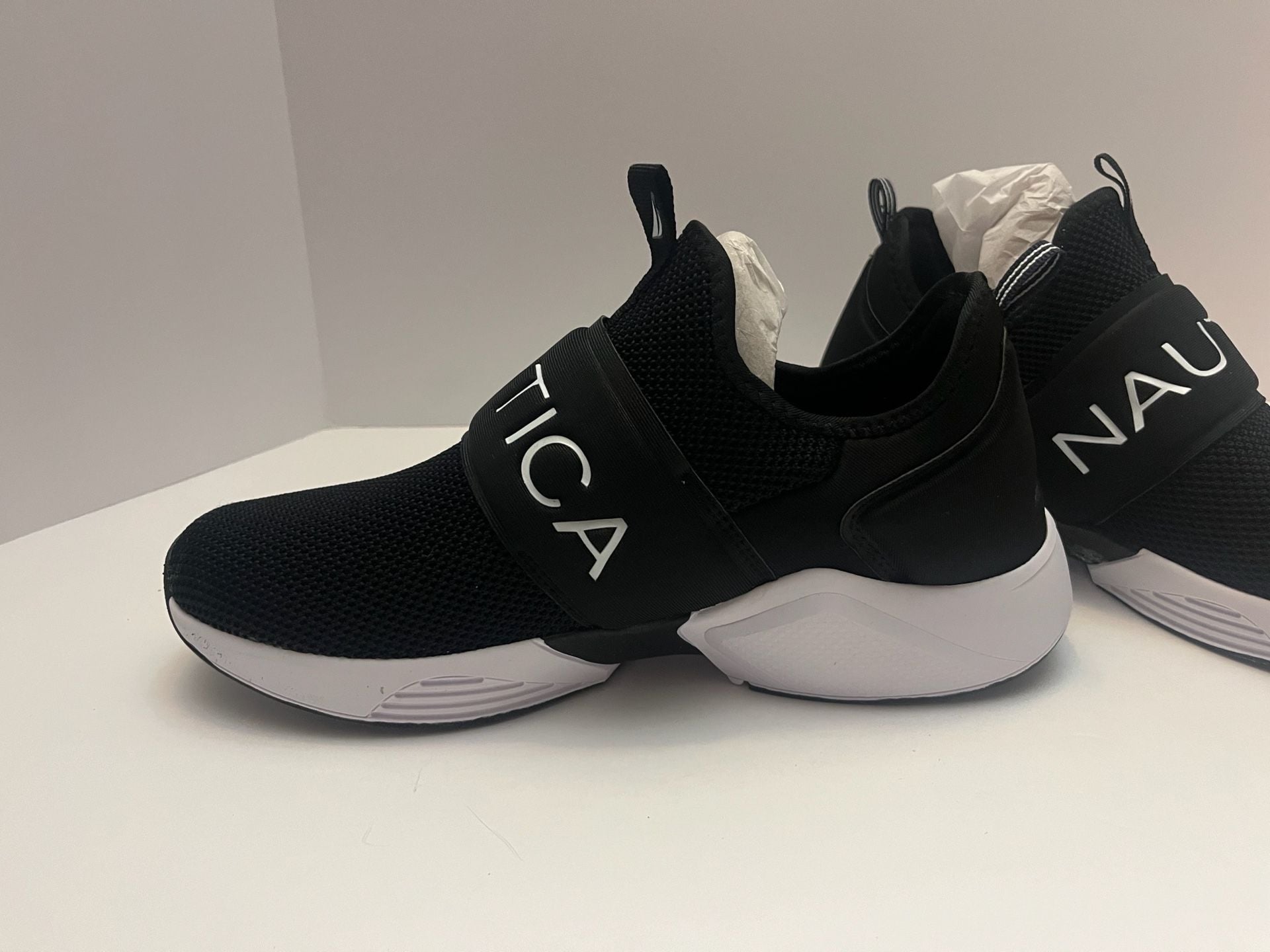 Nautica Caleto Men's Athletic Slip-On Sneakers, Black/White 8