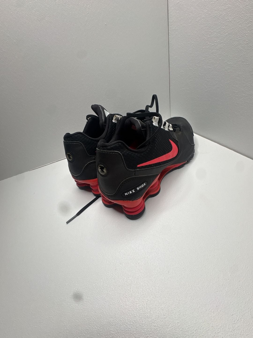 Nike Shox Avenue SE Women's Running Shoes Black/Red Style 844131-003 15