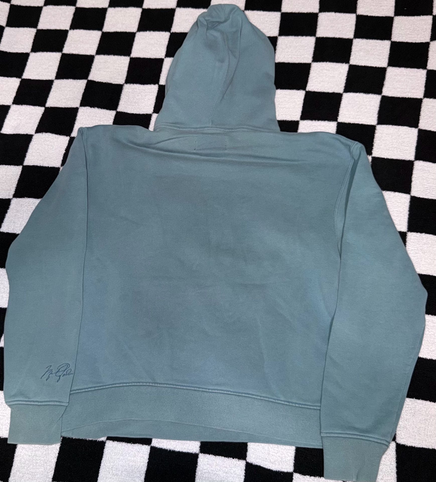 Product thumbnail 3
