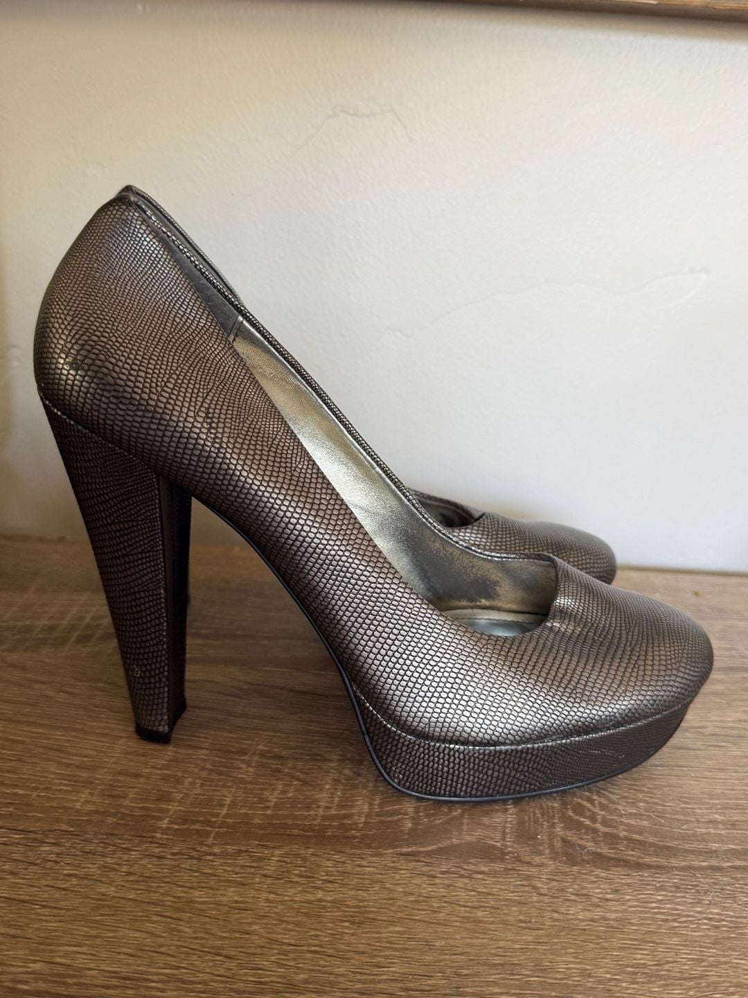 Calvin Klein Carley Metallic Pewter Snake Embossed Platform Pumps Size: 8.5 1