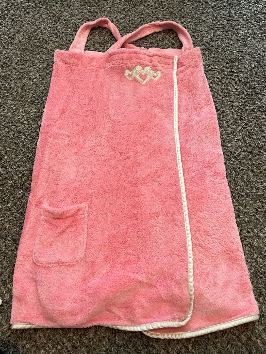 Capelli New York Women's Pink Coral Fleece Wearable Bath Spa Wrap with Heart Embroidery and Pocket 1