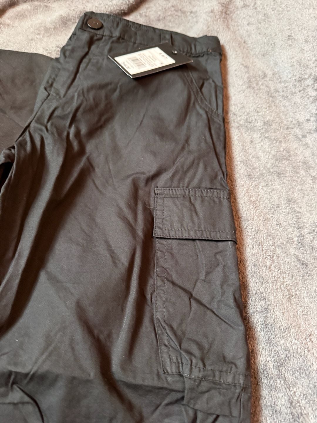 Art Class Boys Two-Piece Black T-Shirt and Cargo Pants Outfit Set 2