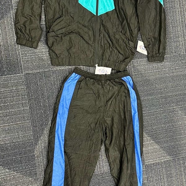 Vintage MV Sport AC Delco Powers The Winners Nylon Tracksuit Set