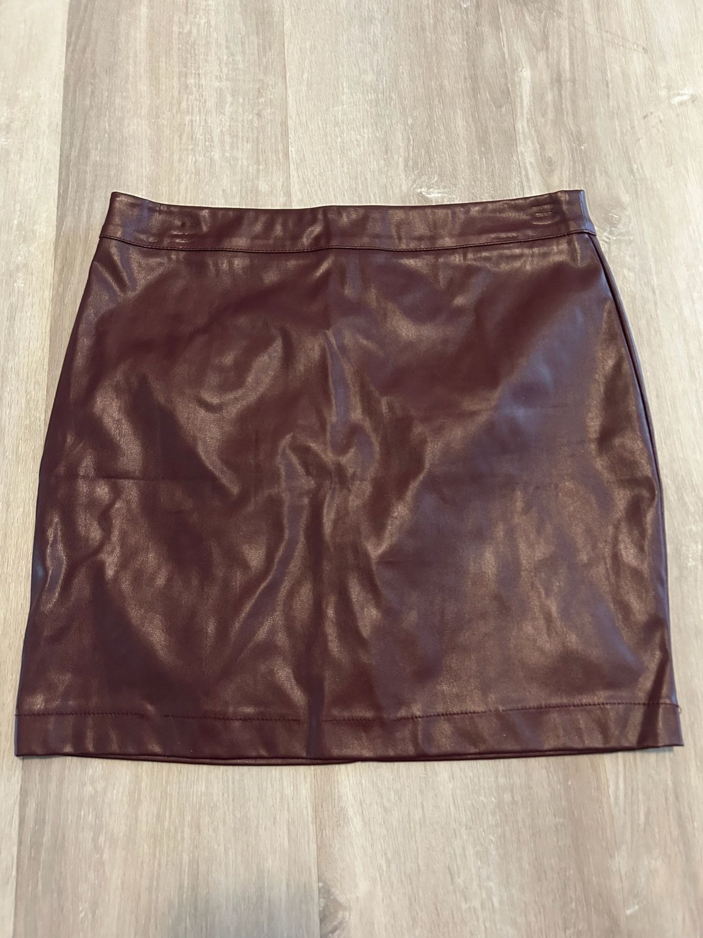Bardot Burgundy Faux Leather Mini Skirt with Back Zipper 2