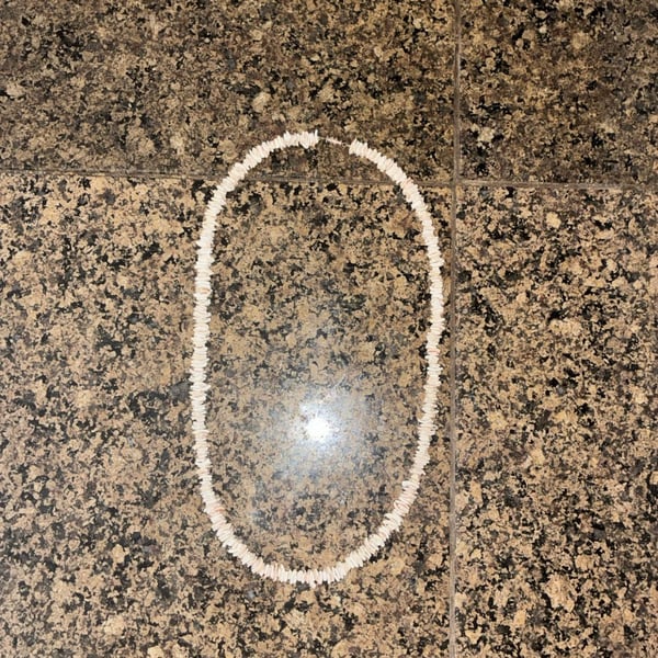 Vintage White Chipped Puka Shell Beach Surfer Necklace