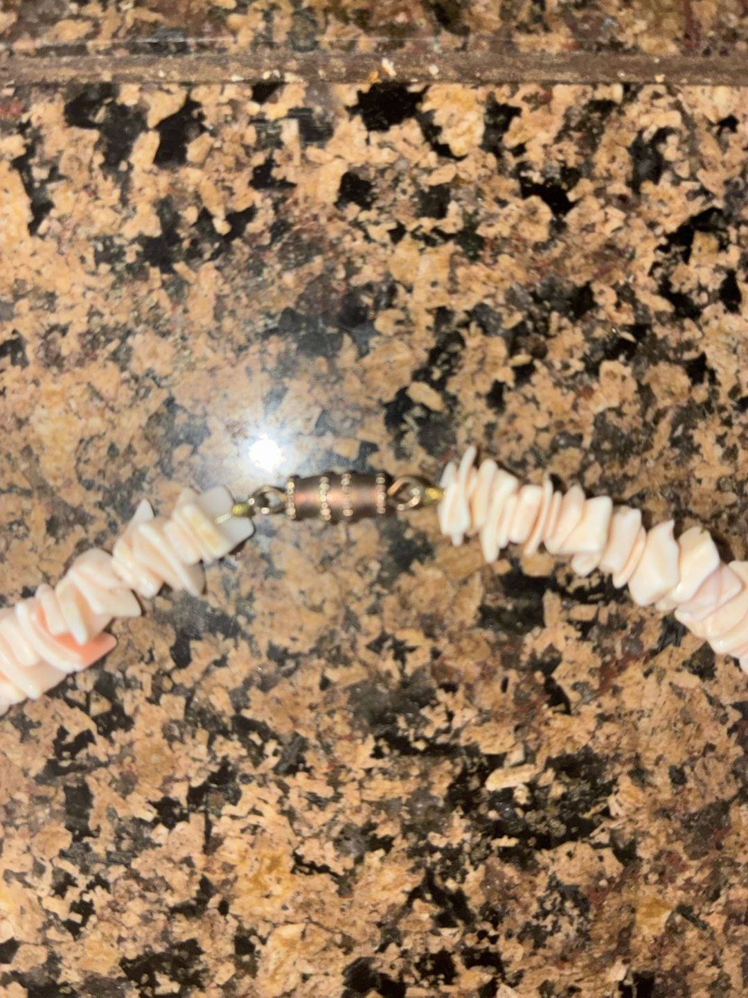 Vintage White Chipped Puka Shell Beach Surfer Necklace 5