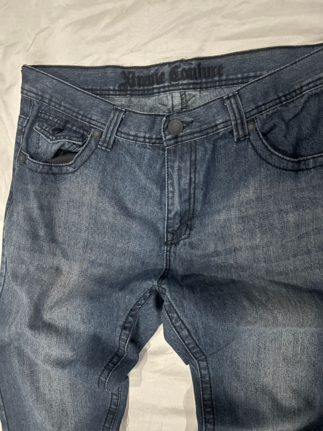 Xtreme Couture Men's Dark Wash Straight Leg Jeans with Embroidered Eagle Flap Pockets W36 L32 5