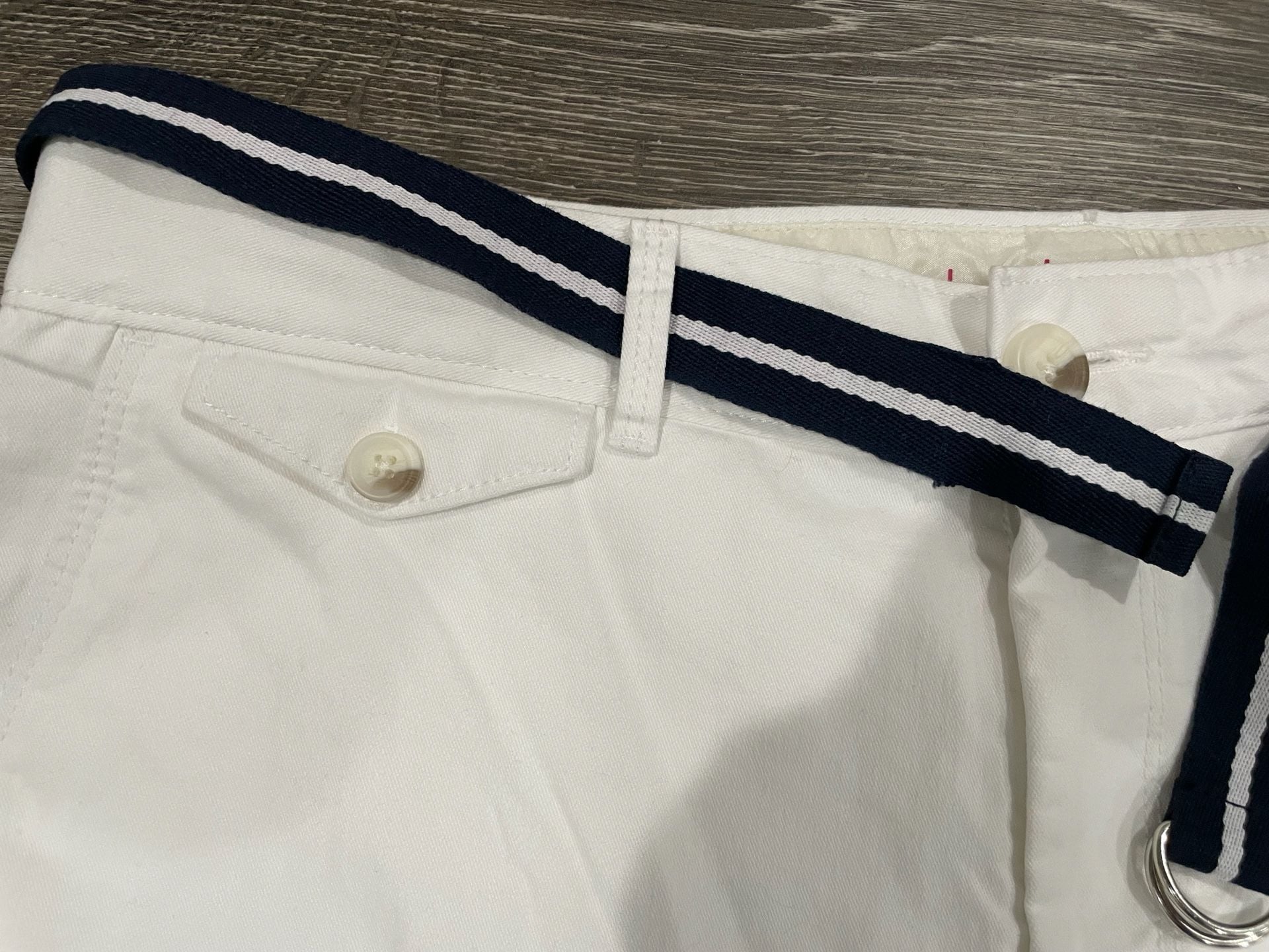 Size 12 Dockers Women's White Belted Chino Shorts 4