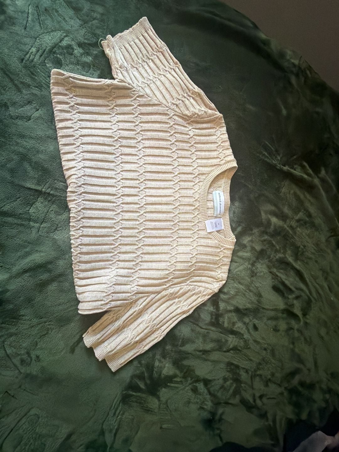 Alfred Dunner Petite Women's Beige Cable Knit Short Sleeve Sweater 1