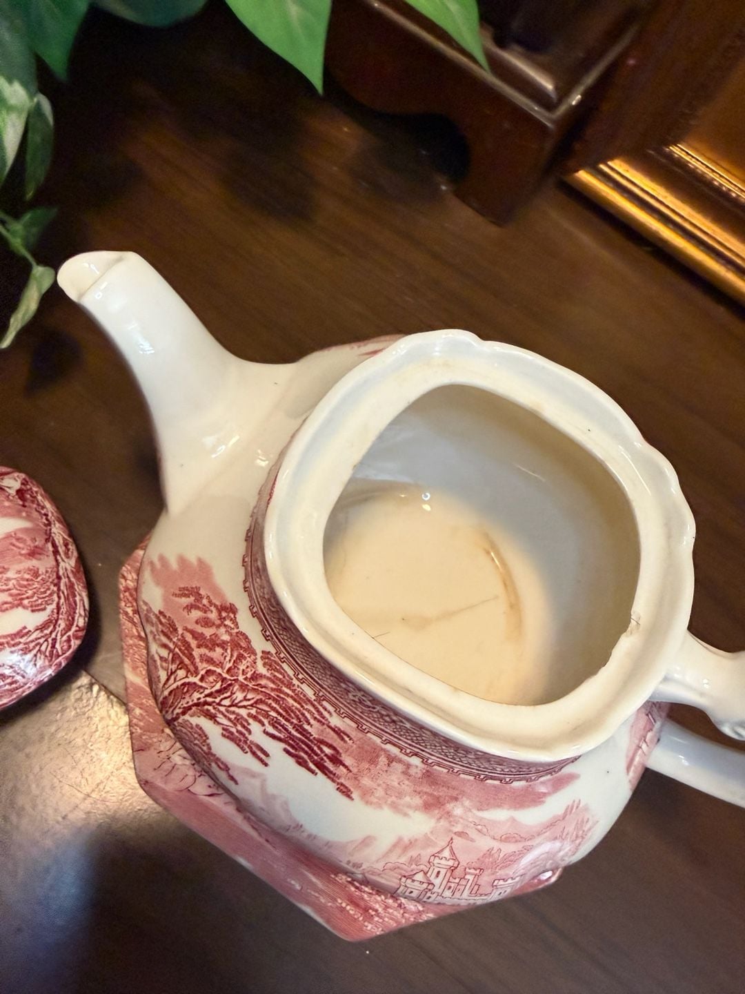 Royal Staffordshire Pottery Jenny Lind 1795 Red Transferware Teapot and Trivet Stand 3