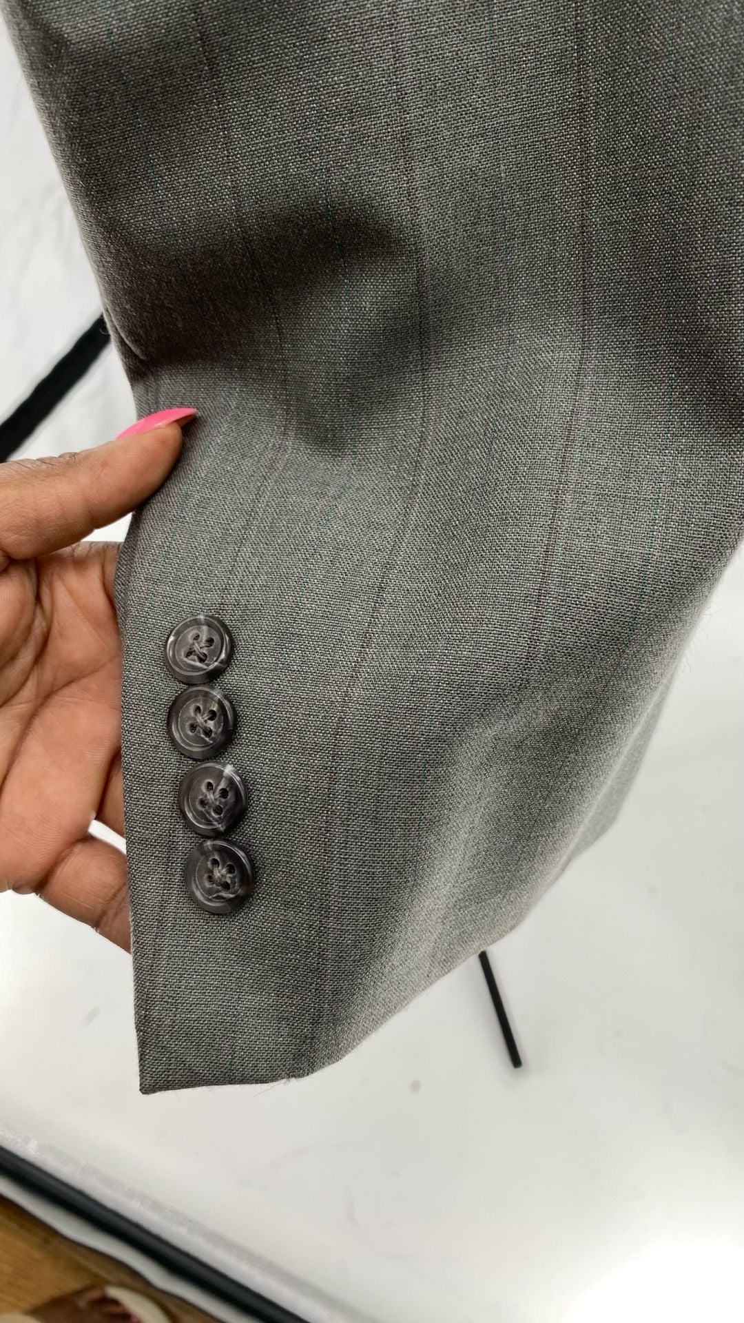 Vintage Men's Gray Pinstriped Two-Button Blazer Jacket 6