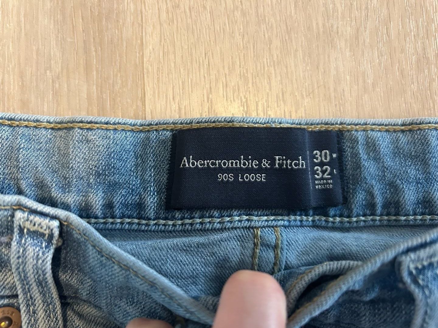 Abercrombie & Fitch 90s Loose Denim Bermuda Shorts 4