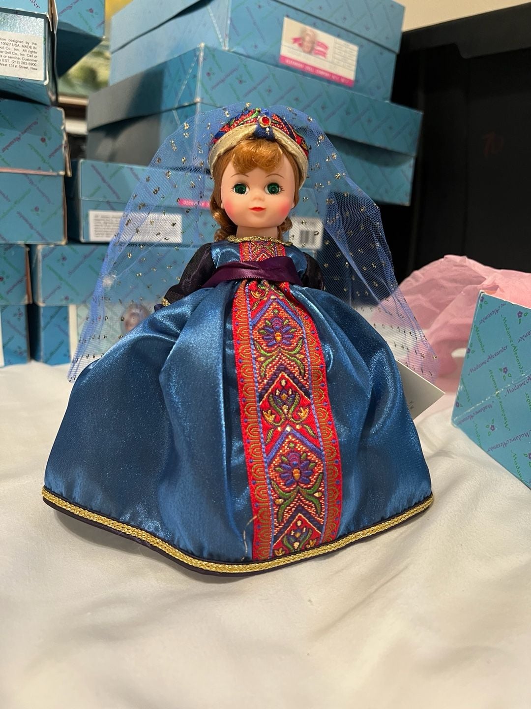 Madame Alexander The Dutchess Doll Model 14613 1