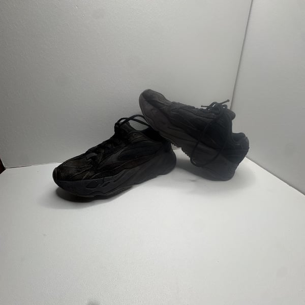 Adidas Yeezy Boost 700 V2 Triple Black Vanta Sneakers(Needs good Cleaning )