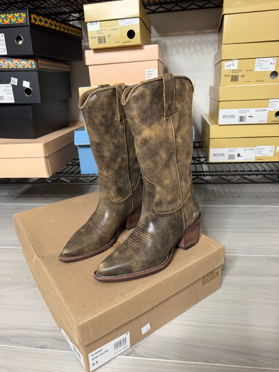 Steve Madden Albany Brown Distressed Western Cowboy Boots Women’s Leather 2