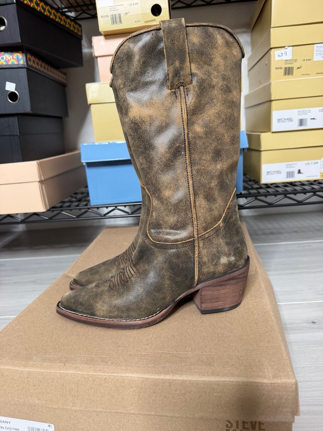 Steve Madden Albany Brown Distressed Western Cowboy Boots Women’s Leather 6