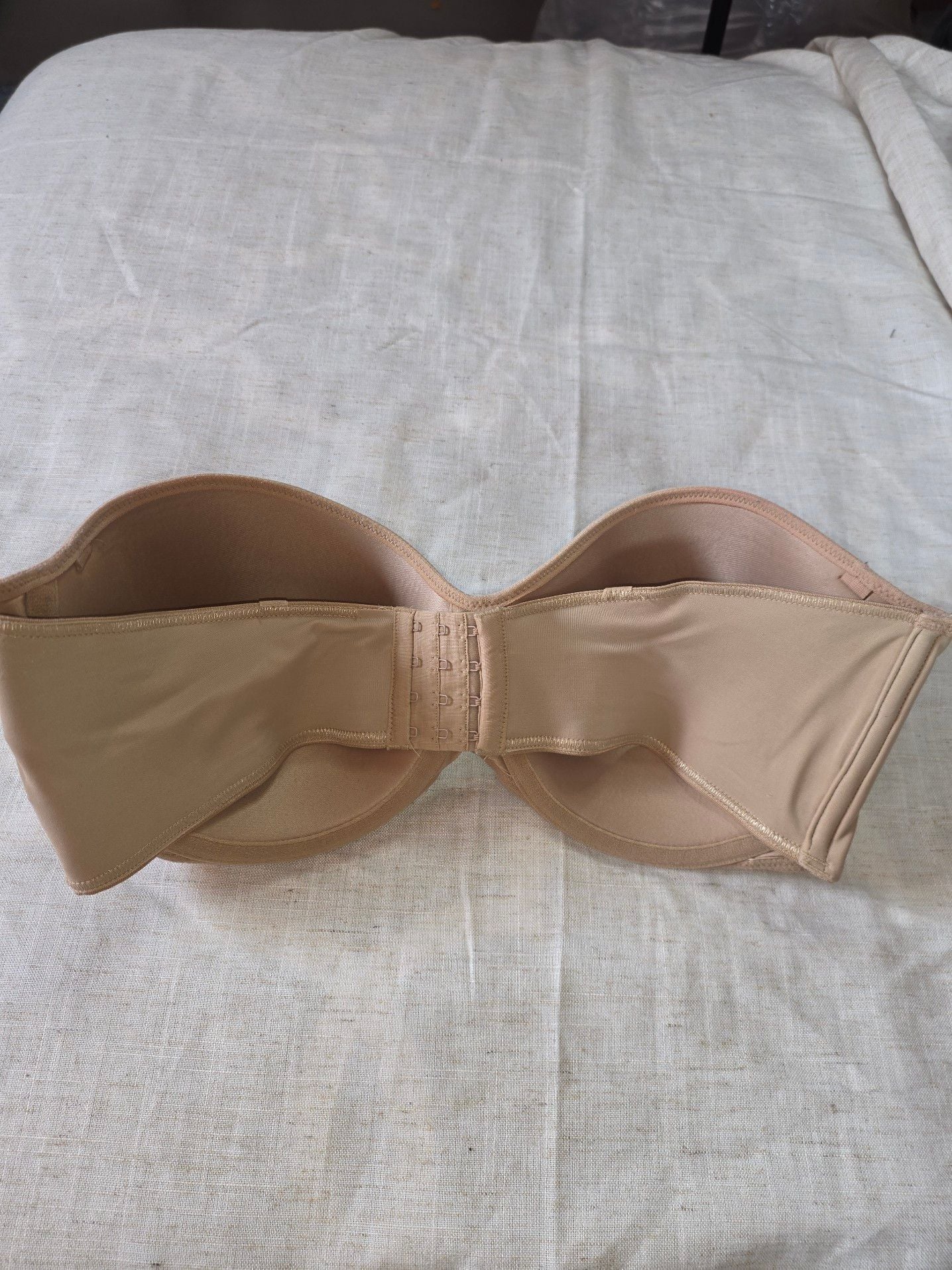 Maidenform Inspiration Strapless Bra Size 40D 2