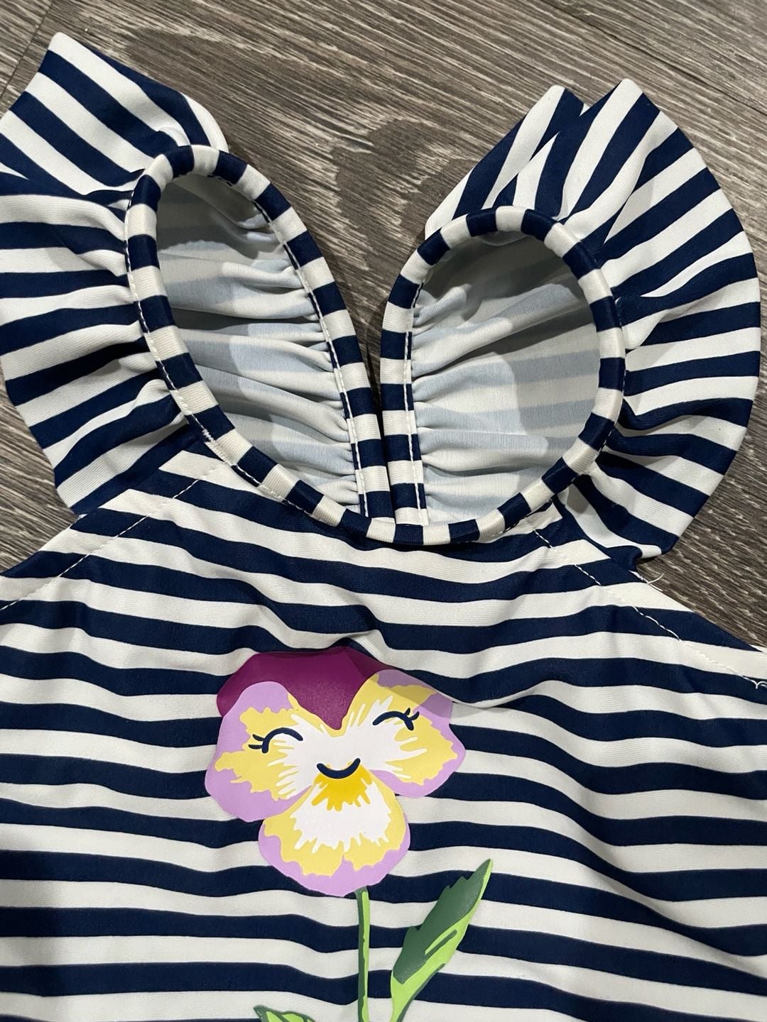 Size 6-12 months babyGap Baby Girls Navy and White Striped Ruffle Swimsuit 4