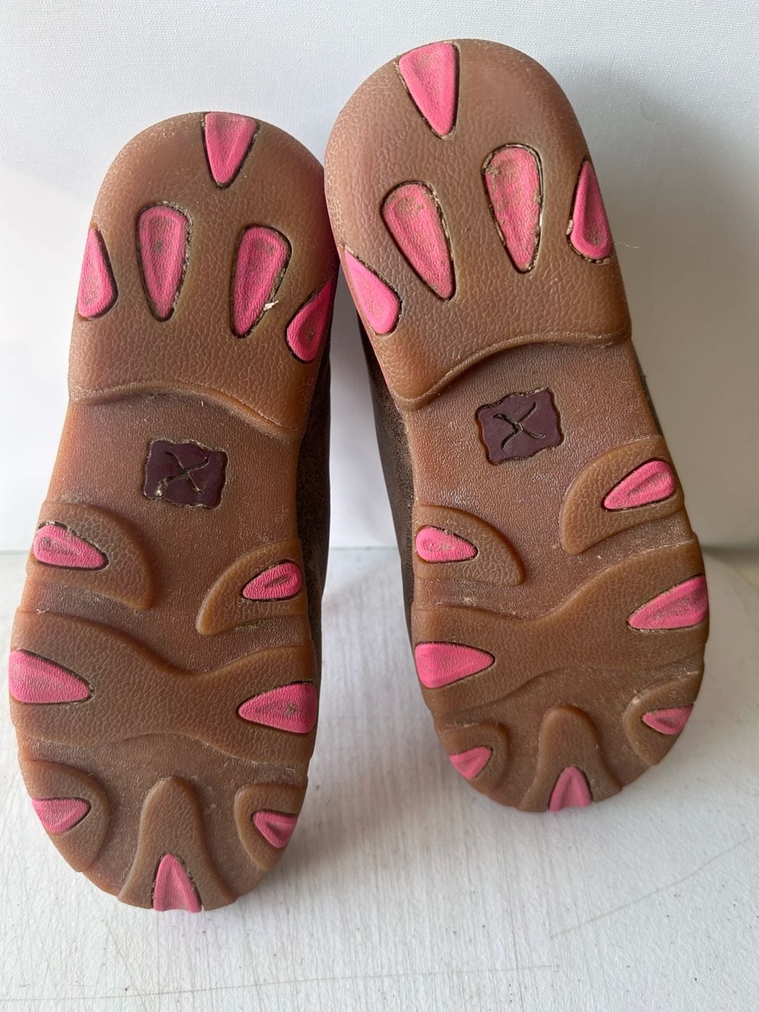 Twisted X Women's Breast Cancer Awareness Chukka Driving Moccasins WDM0051 9