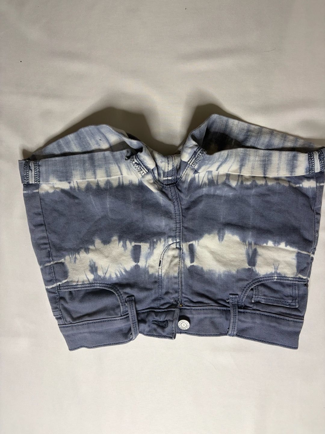 Old Navy Tie-Dye Cuffed Denim Jean Shorts 1