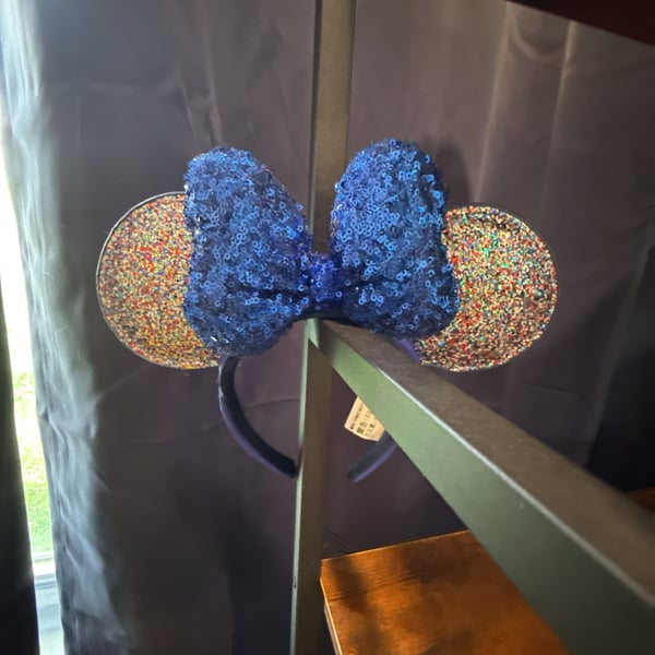 Disney Parks 2020 Minnie Mouse Sequin Ear Headband