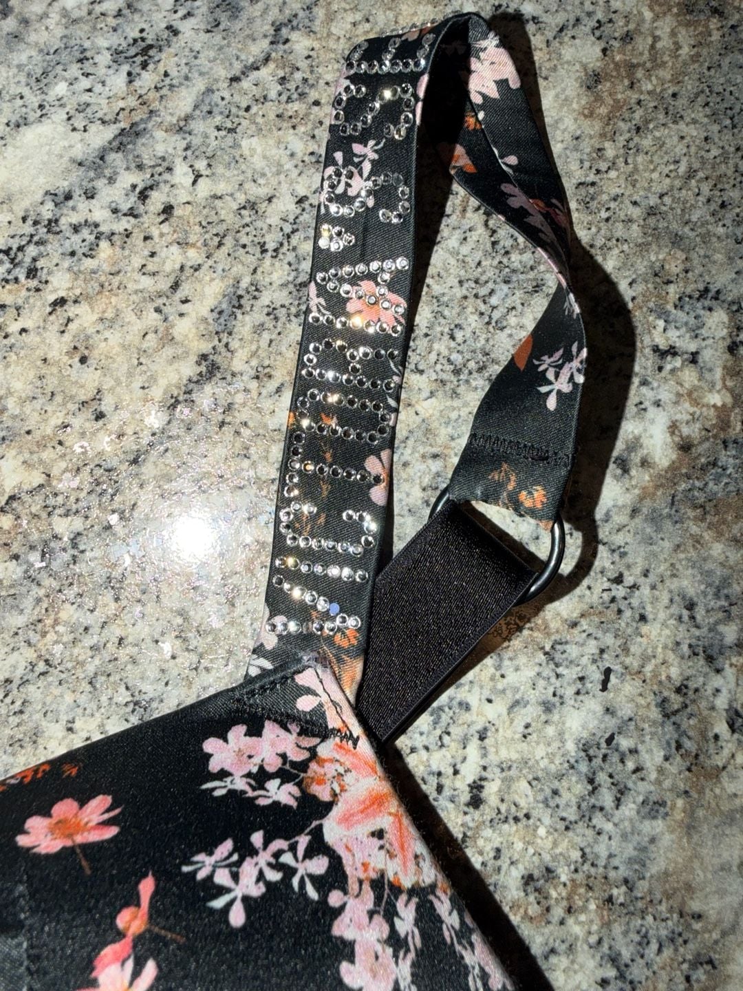 Victoria's Secret Bombshell Plunge Shine Strap Floral Bra 2