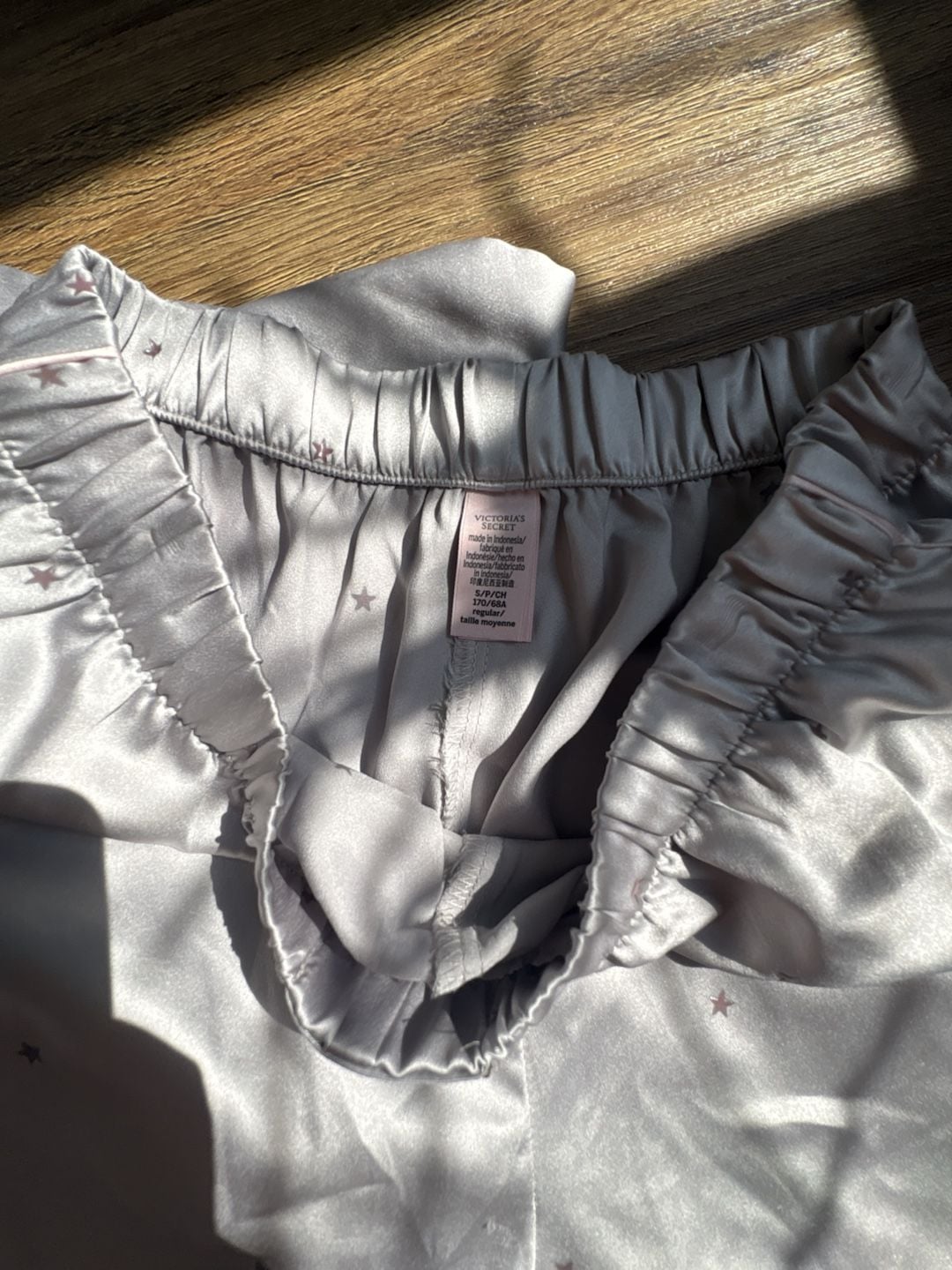 Victoria's Secret Satin Pajama Set with Star Print 6