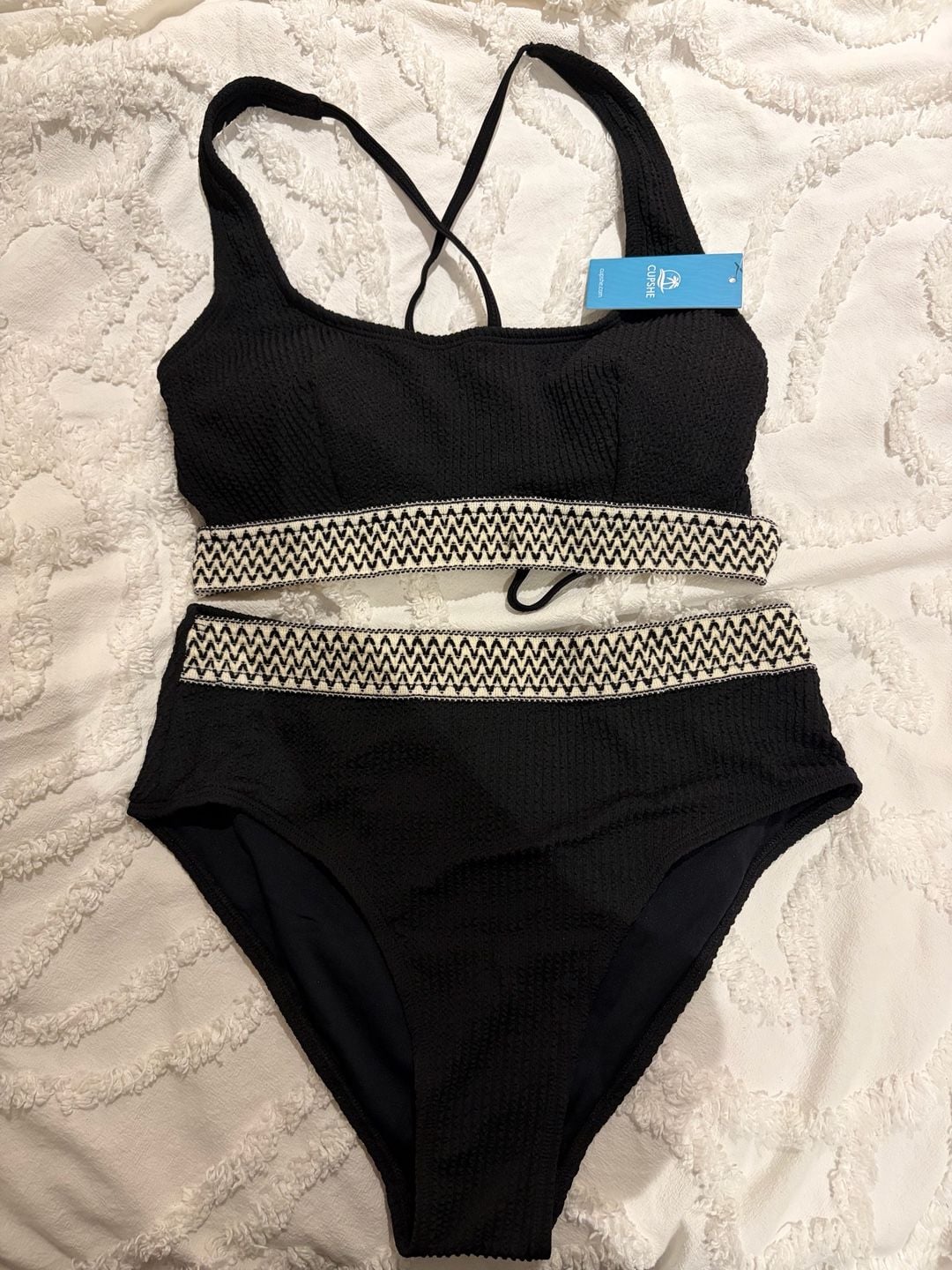 CUPSHE Black Textured High Waist Two-Piece Bikini Set with Geometric Trim 1