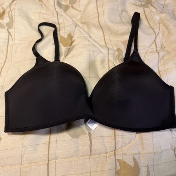 Maidenform Women's Padded T-Shirt Bra, Black, 36C