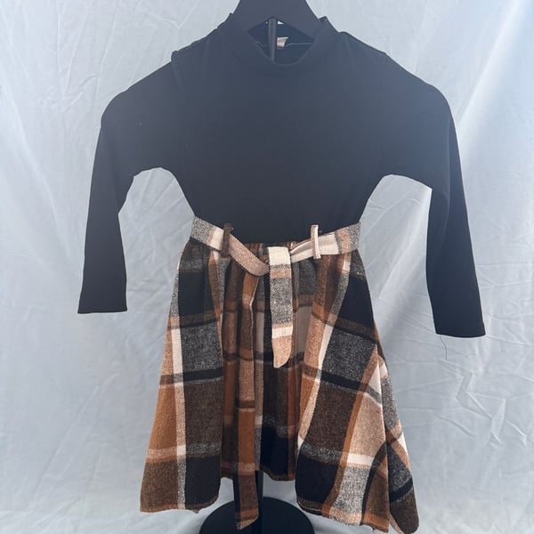 SHEIN Girls Black Ribbed Long Sleeve Plaid Belted Dress