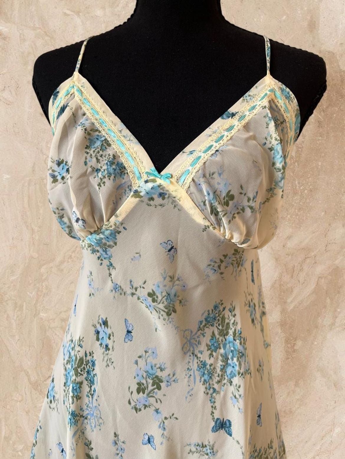 Vintage Y2K Secret Treasures Satin Butterfly 2-Piece Robe & Slip Set 7
