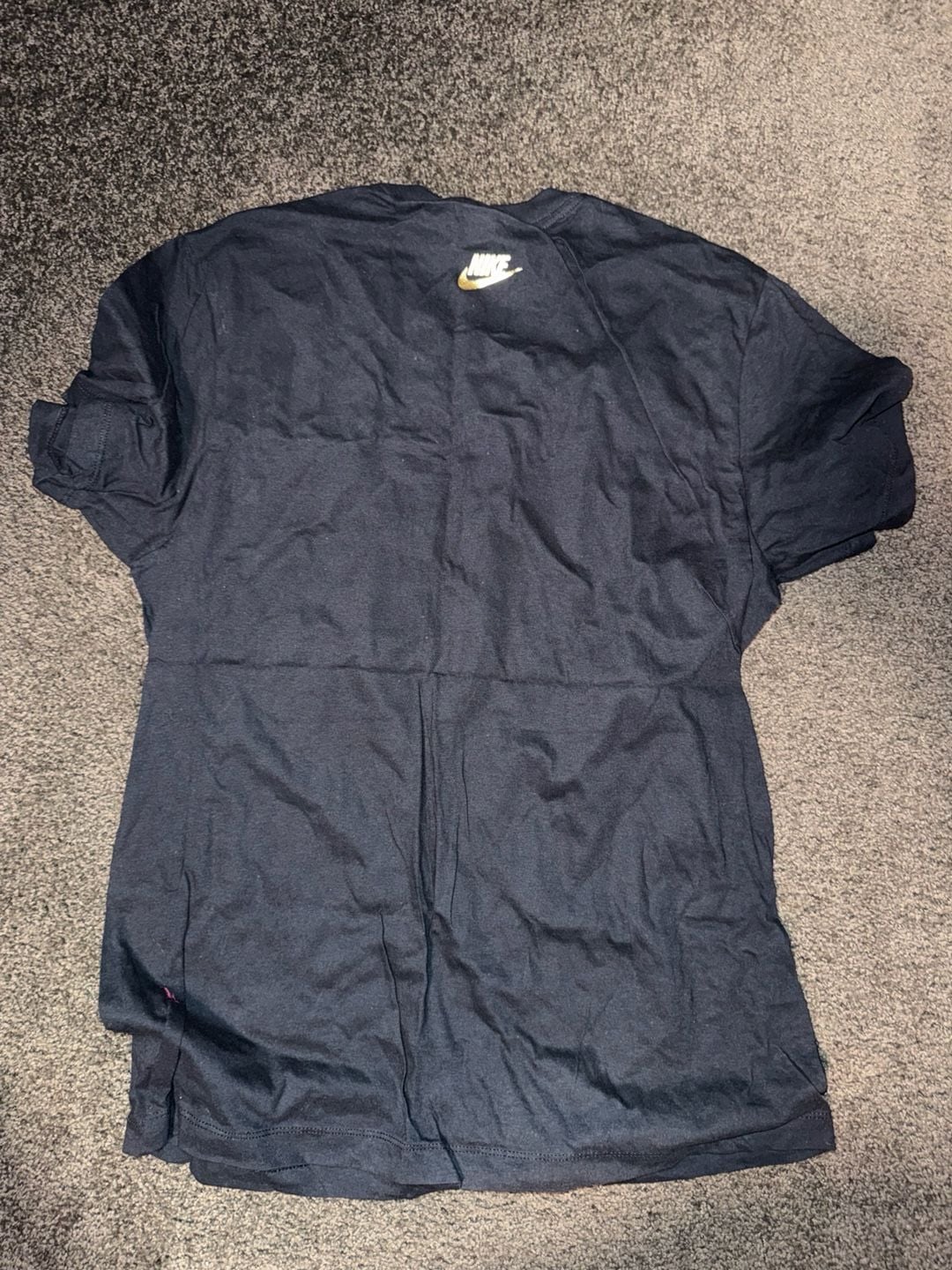 Nike Men's Gold Box Logo Graphic T-Shirt size M 3