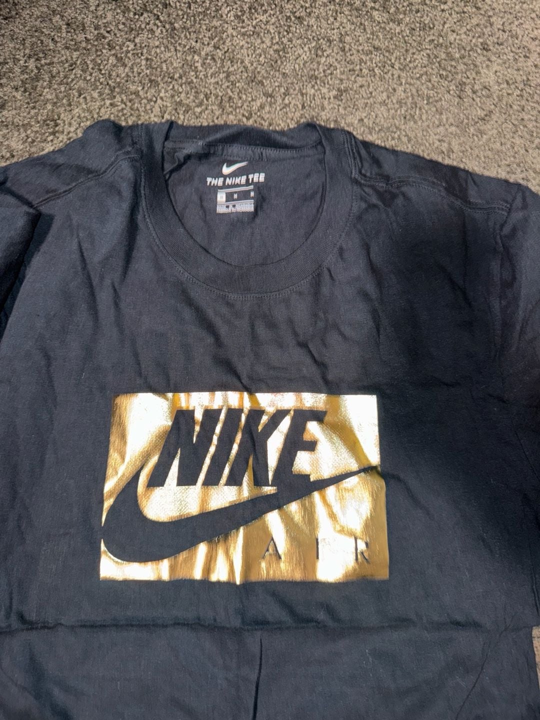 Nike Men's Gold Box Logo Graphic T-Shirt size M 4