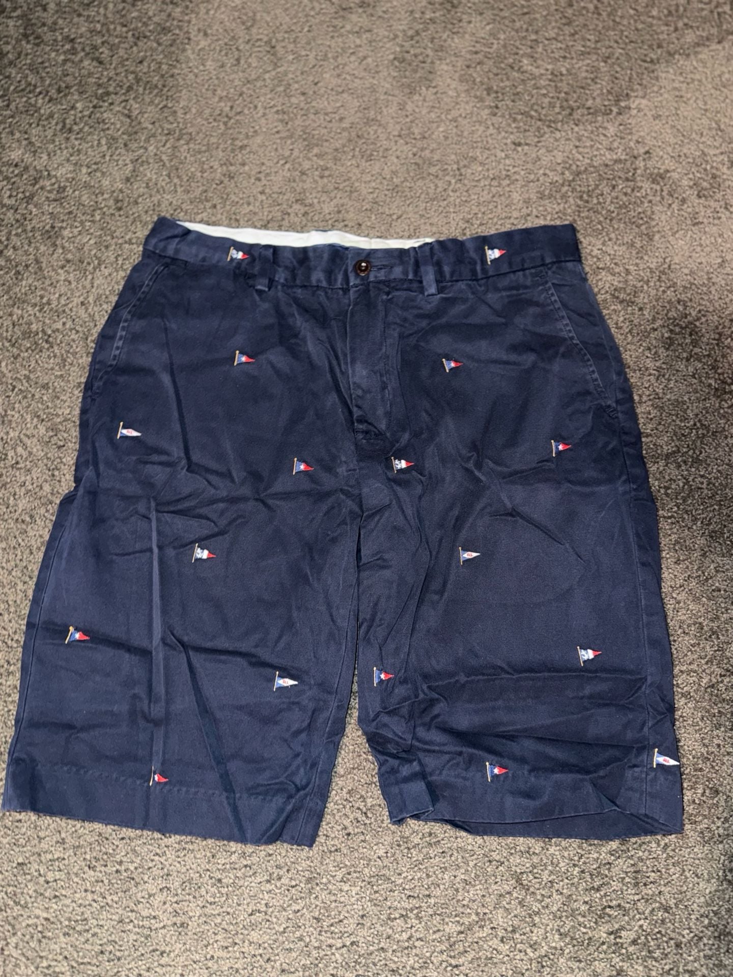 Polo Ralph Lauren Men's Navy Blue Chino Shorts with All-Over Flags size 34 2