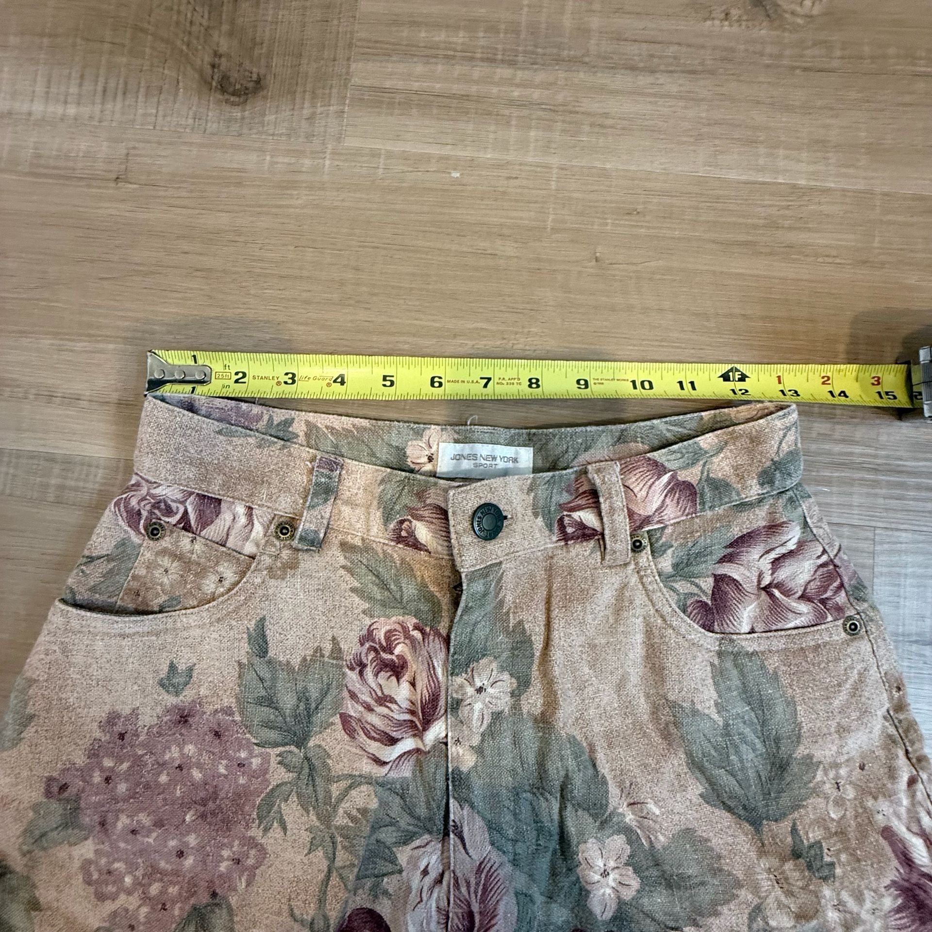 Jones New York Vintage Floral Linen-Blend High-Waisted Shorts 3