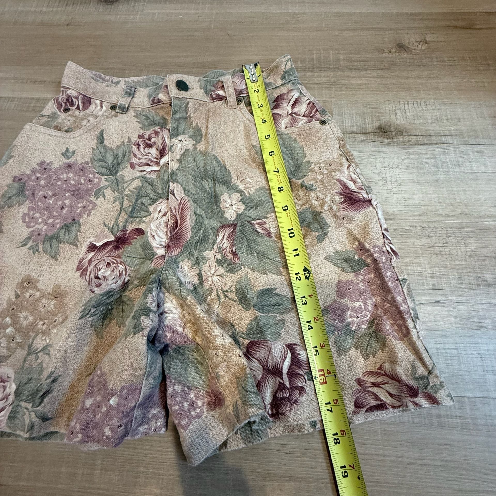 Jones New York Vintage Floral Linen-Blend High-Waisted Shorts 4