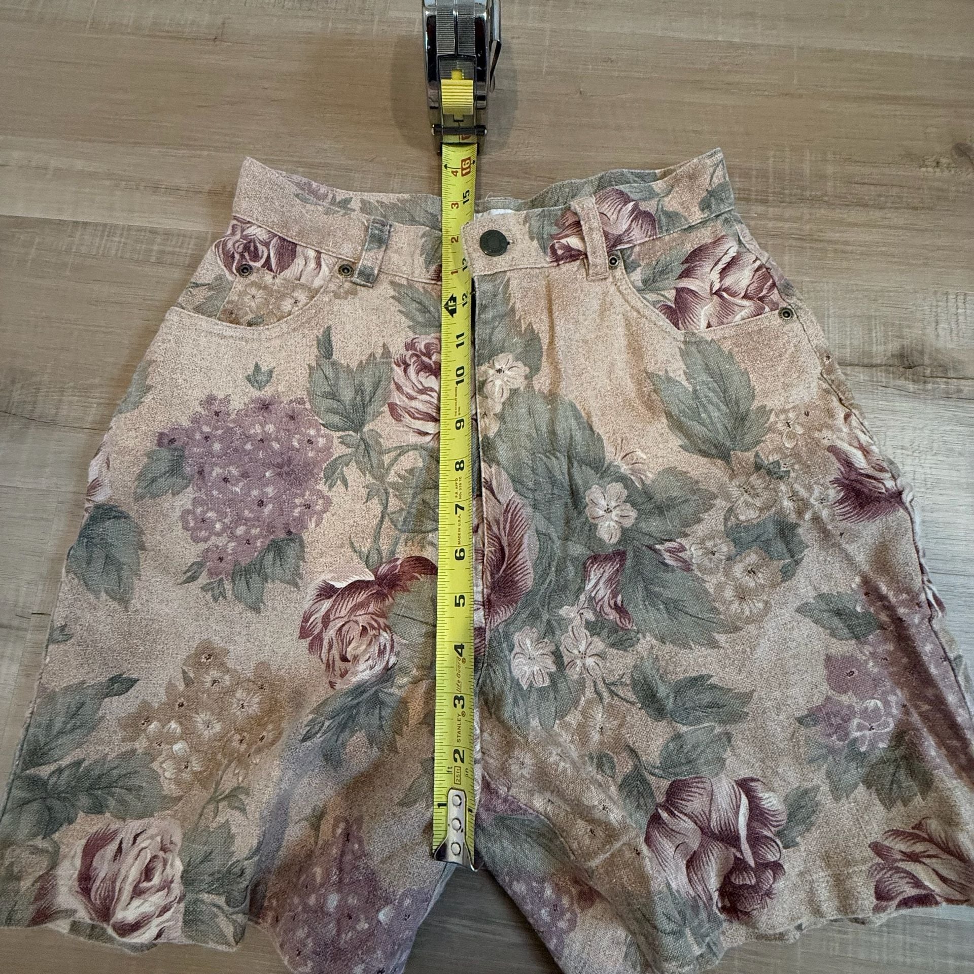 Jones New York Vintage Floral Linen-Blend High-Waisted Shorts 6