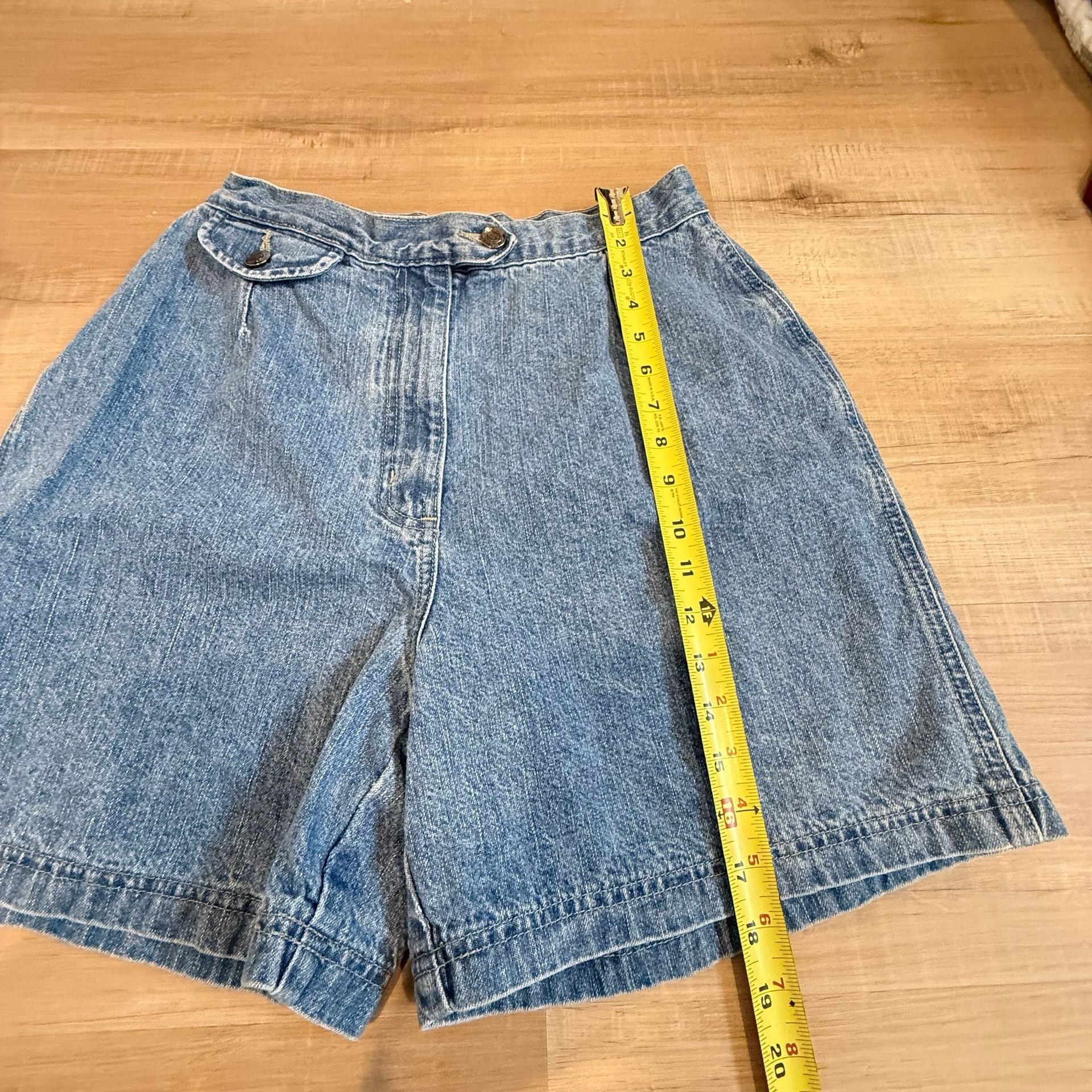 Vintage St John Bay High-Waisted Mom Denim Shorts Size 12 3
