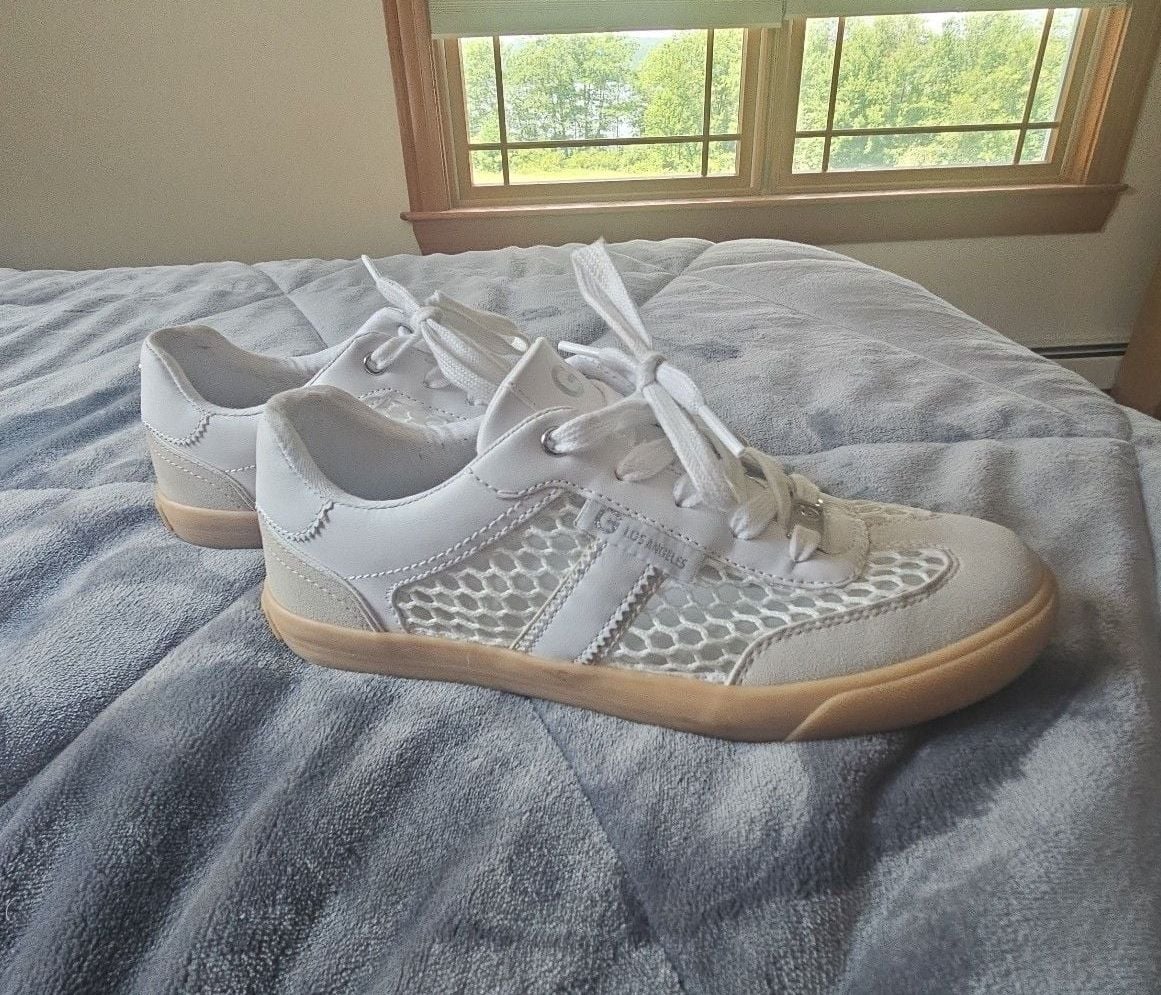 Guess Limpia White Mesh and Suede Lace-Up Sneakers 2