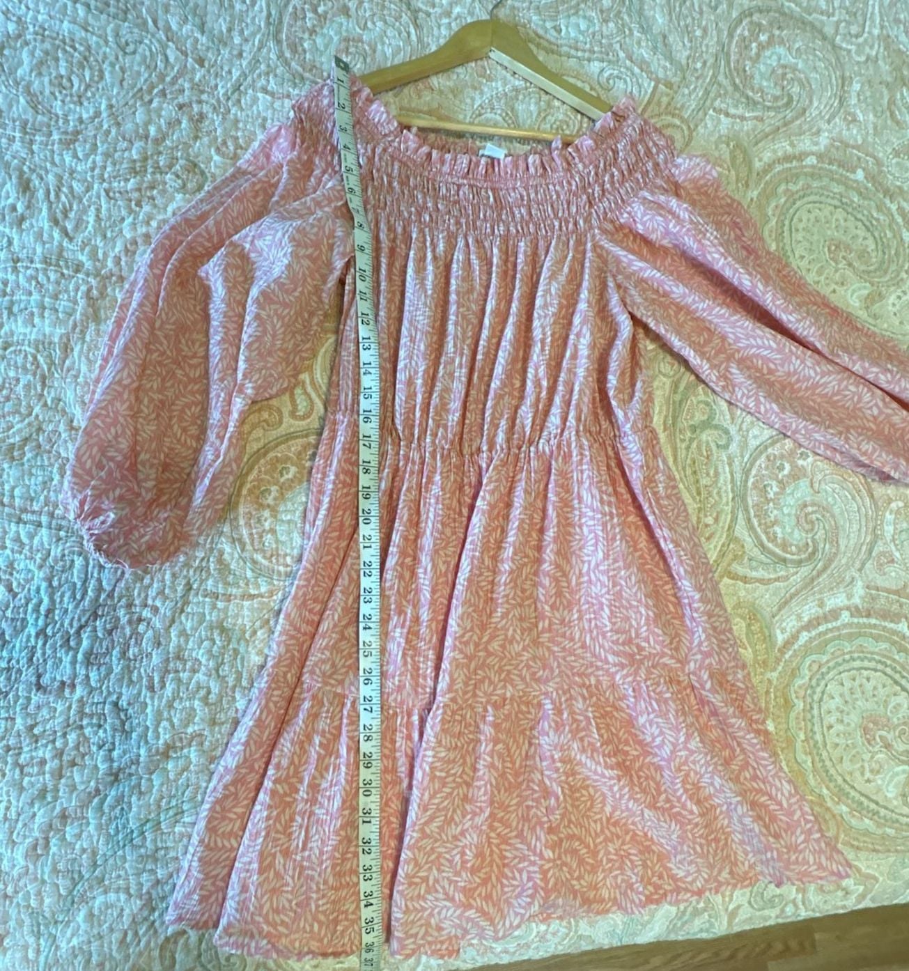 EUC H&M Women's Peach & Cream floral Off-the-Shoulder Long Sleeve Mini Dress, M 7