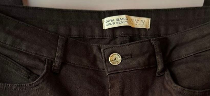 Zara Basic Z1975 Denim Black Skinny Jeans with Red and White Side Stripe 3