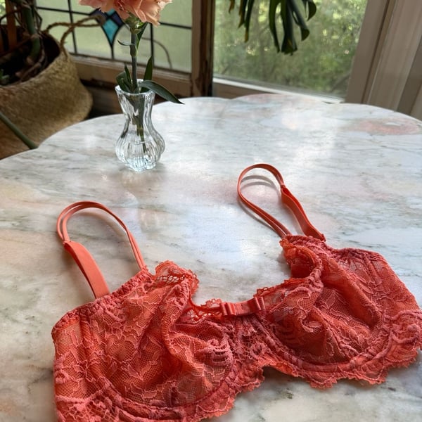 Simone Perele Women's Lace Balconette Underwire Bra in Coral