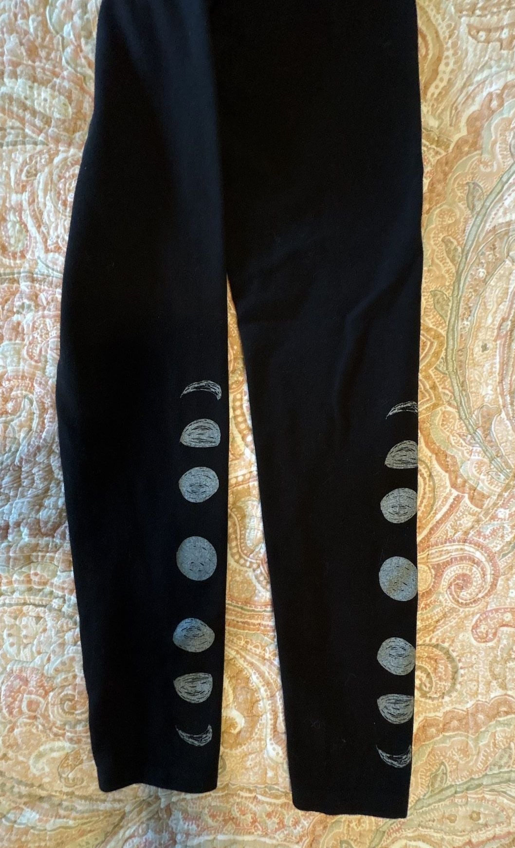 EUC 2 pairs JoyLab Floral Ankle & Soul Flower phases of the moon Leggings, small 16