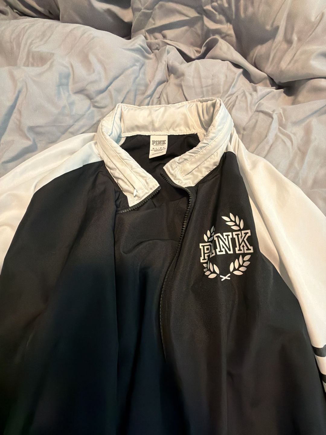 Victoria's Secret PINK Black and White Colorblock Full-Zip Windbreaker Jacket 2