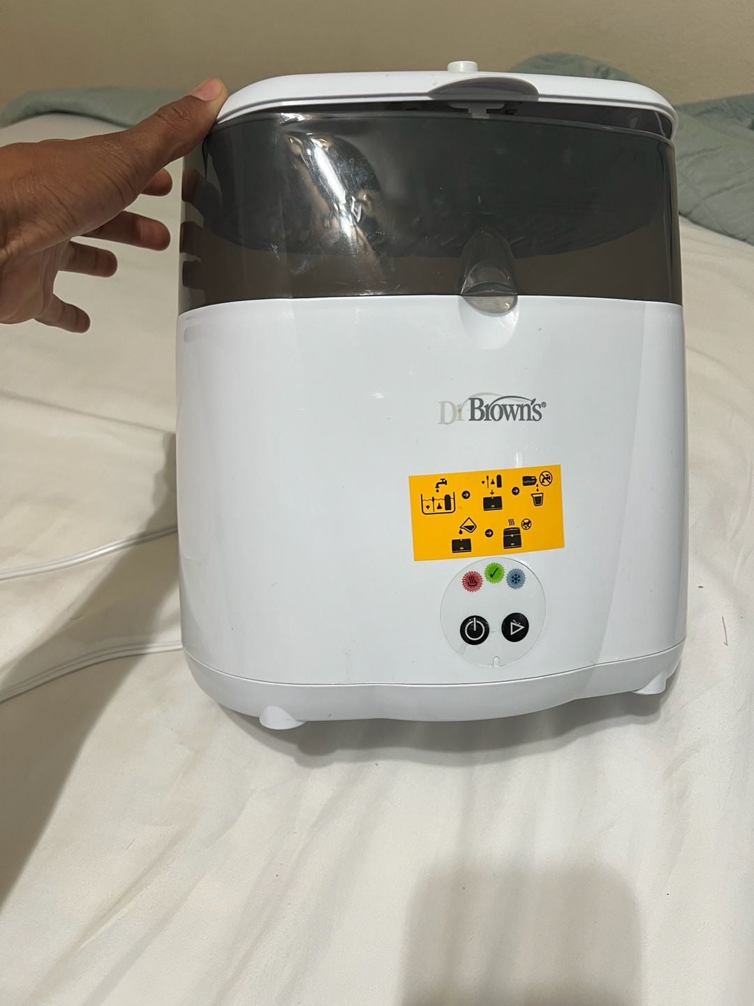 Dr. Browns Deluxe Bottle Sterilizer 2