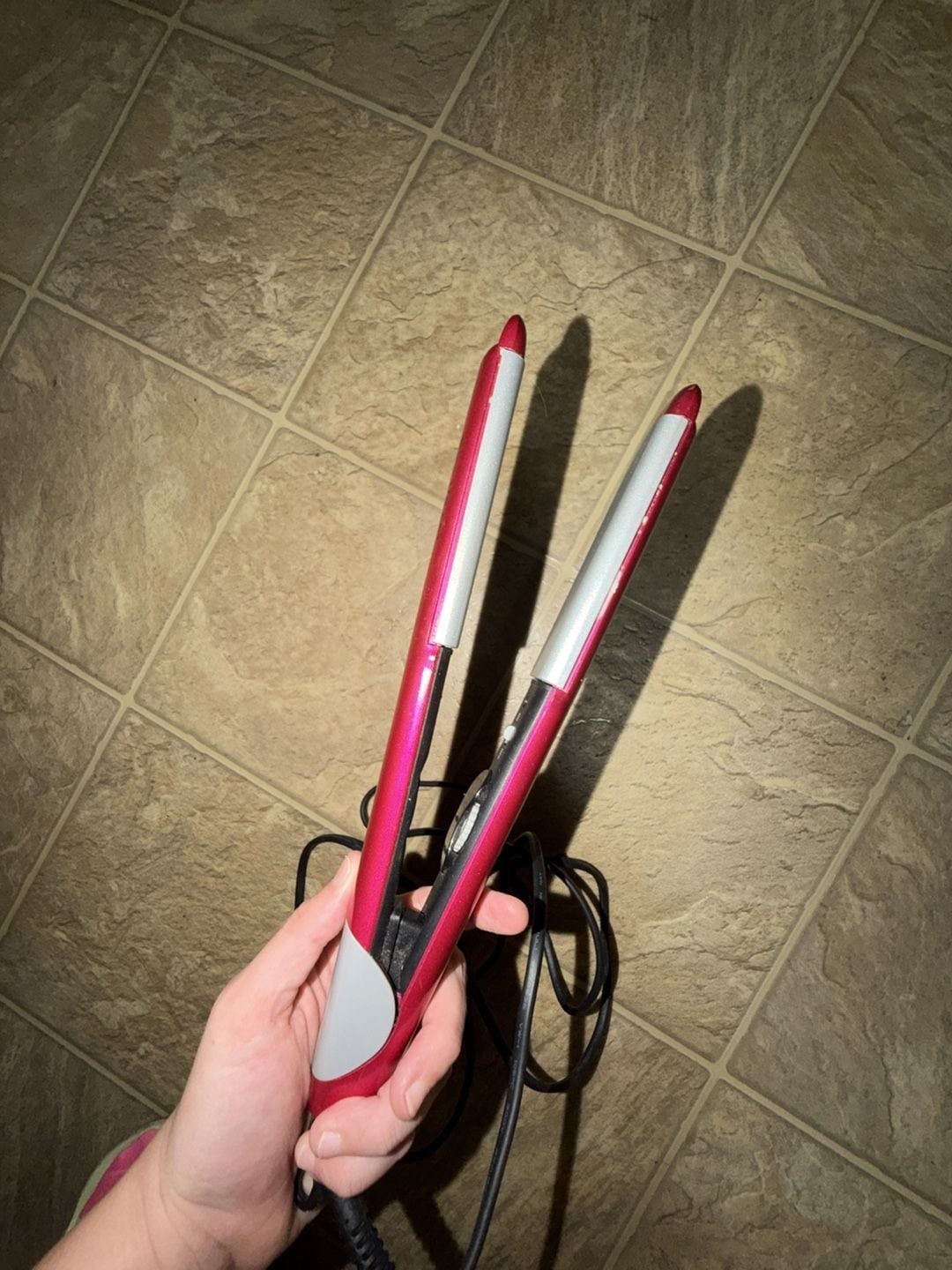 Bed Head TIGI Say No More Ceramic Hair Straightening Flat Iron 2