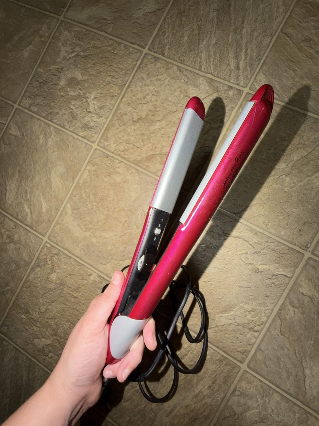 Bed Head TIGI Say No More Ceramic Hair Straightening Flat Iron 4