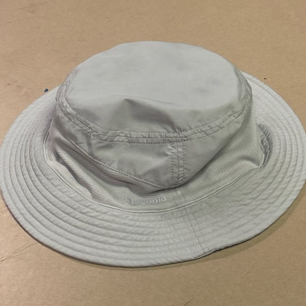 Patagonia Y2K Vintage Duckbill Bucket Hat Velocity Cap Mesh Panels Size Large Gorpcore